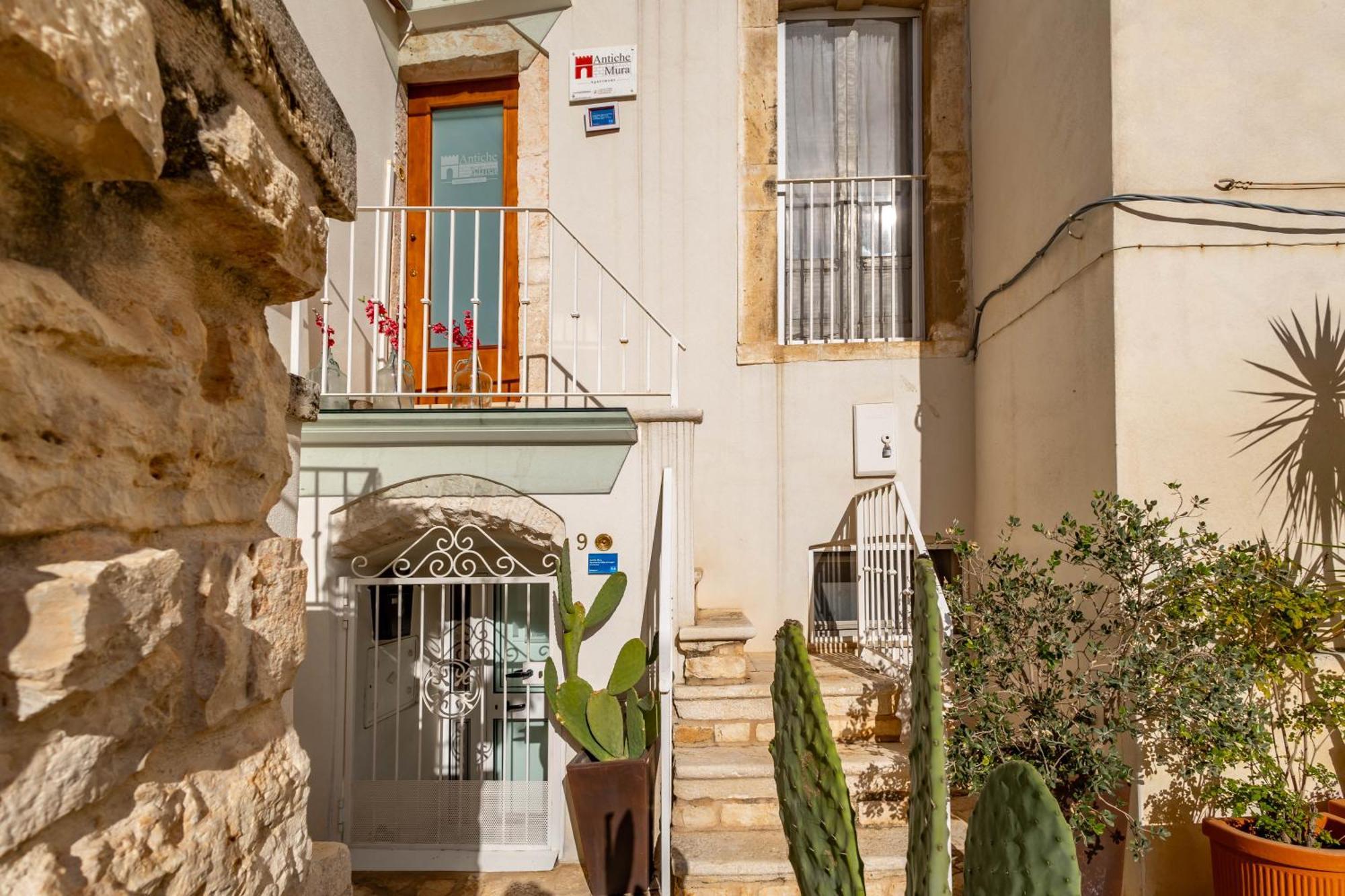 Antiche Mura Apartments"Cielo Di Puglia" -2 Matrimoniali, Cucina E Terrazzo Turi Exterior photo